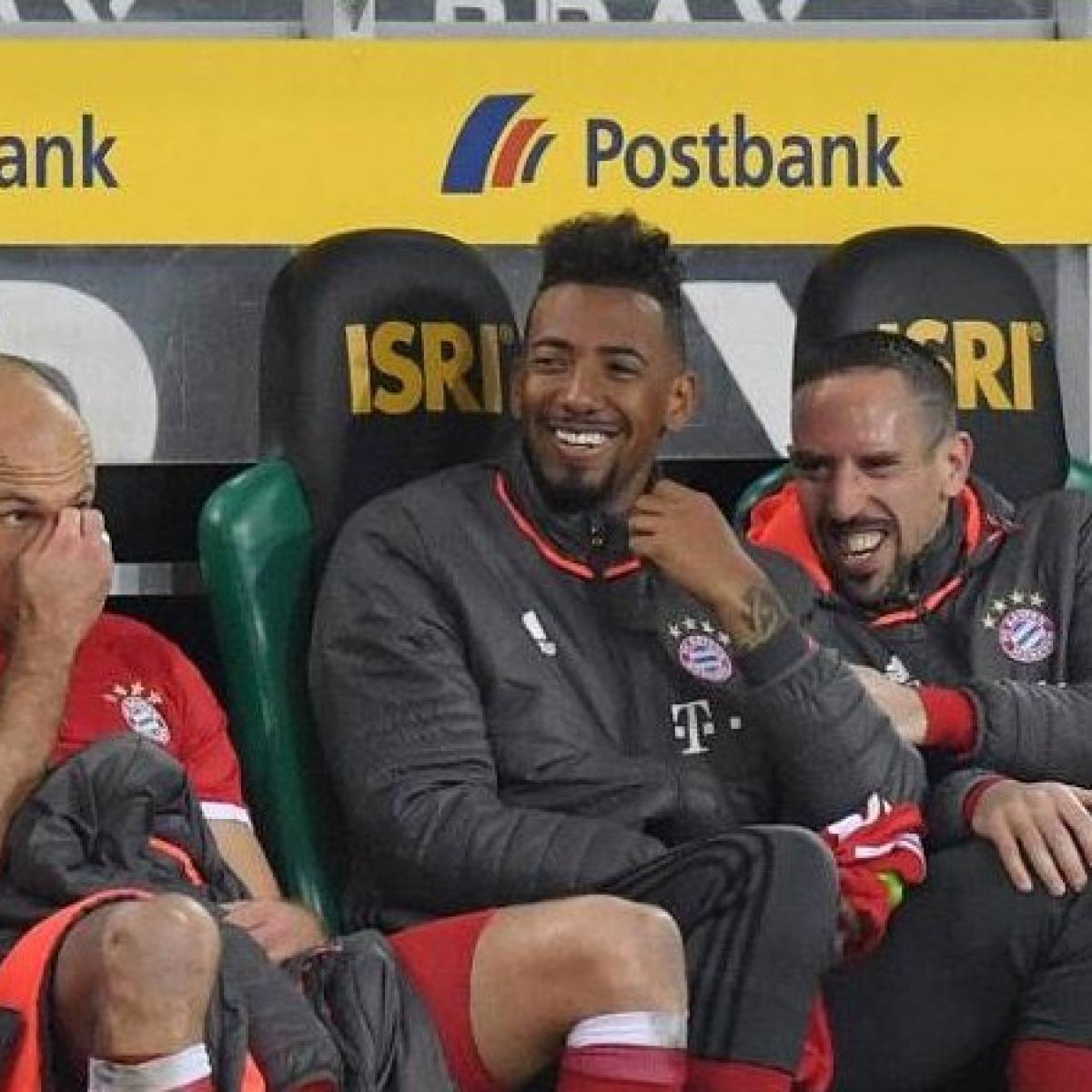 Robben Throws a Hissy Fit as he is Subbed