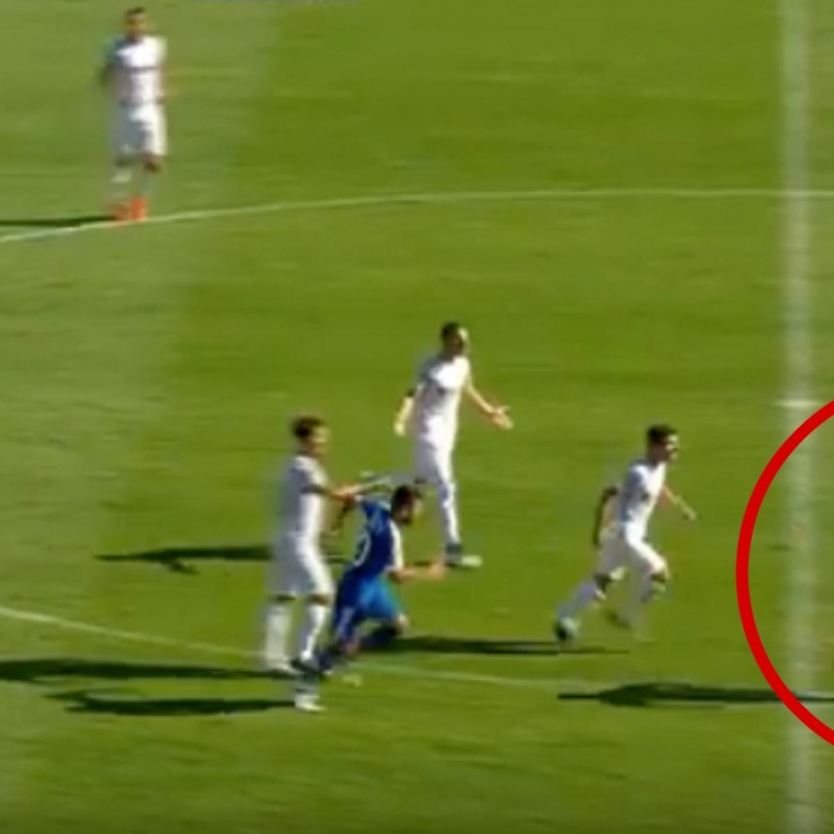 Soeren Eismann unsporting goal