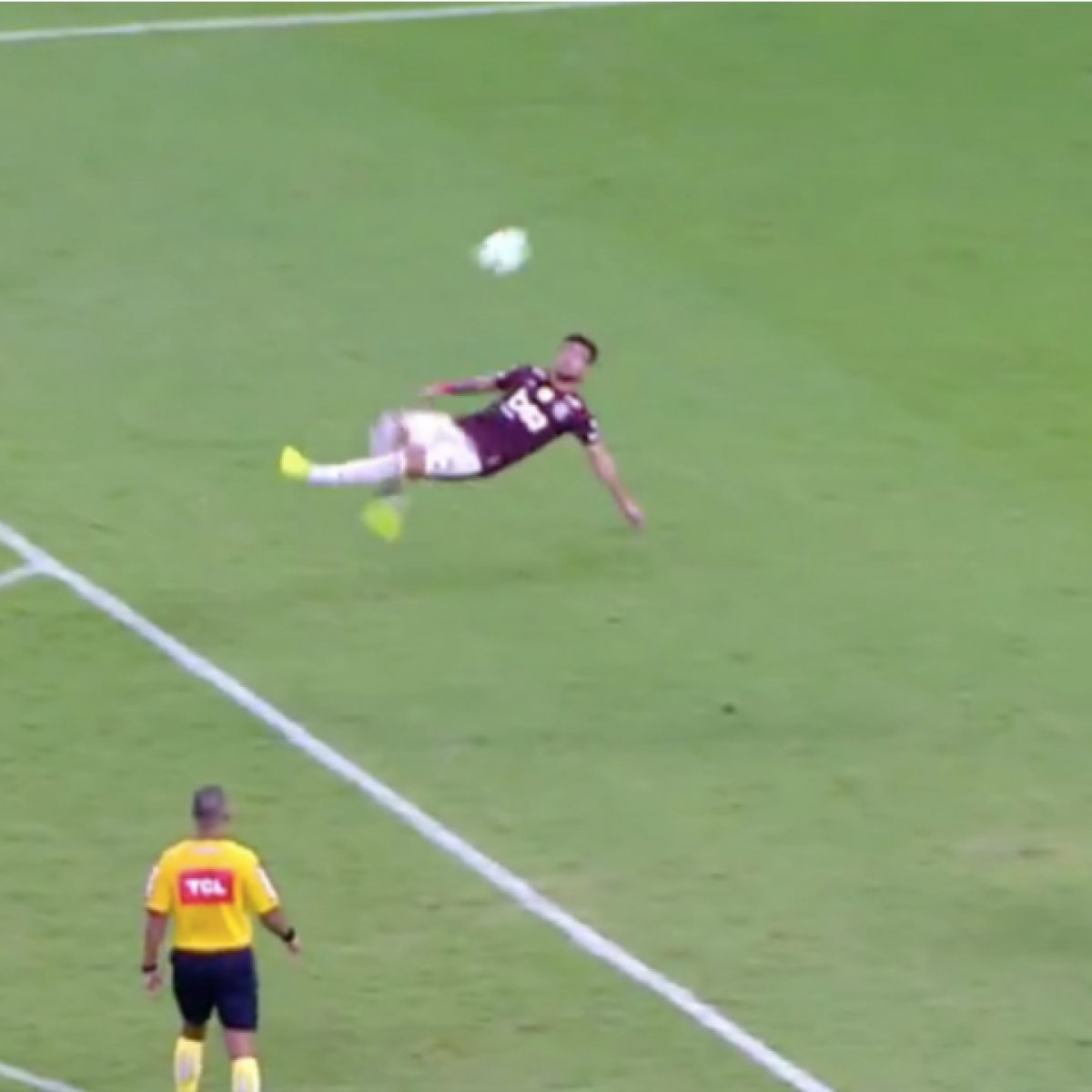 Giorgian De Arrascaeta bicycle kick goal