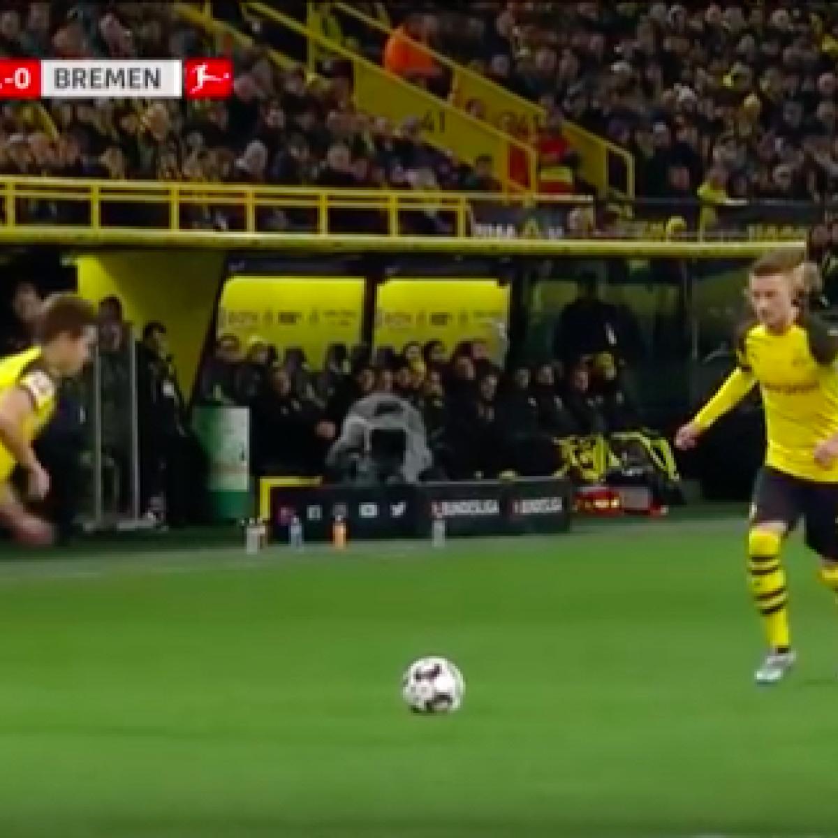 Dortmund free kick routine