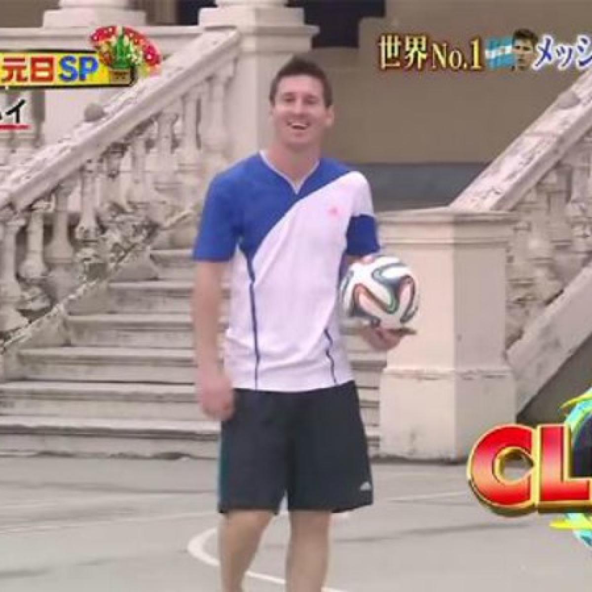 lionel-messi-world-best-touch-ronaldo-japan-impossibly-high-hurdle-juggling