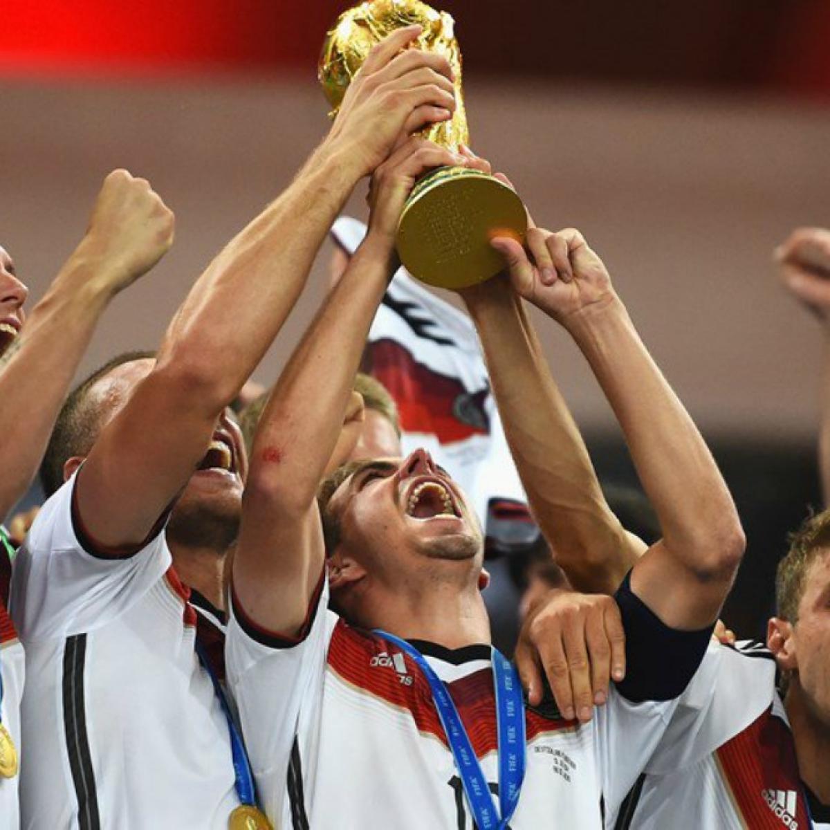 Germany win the 2014 World Cup
