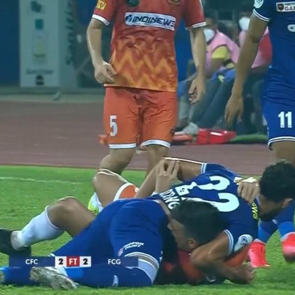 Edu Bedia bites Deepak Tangri