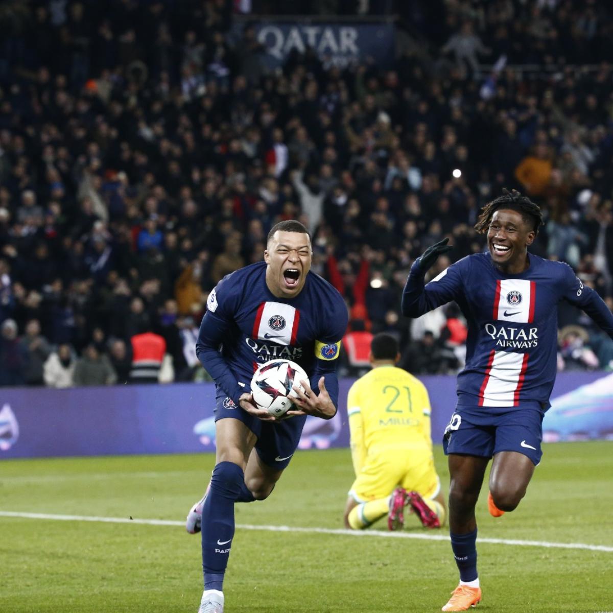 Kylian Mbappé record goal for PSG