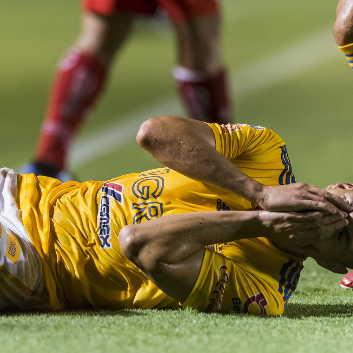 Female footballers vs male