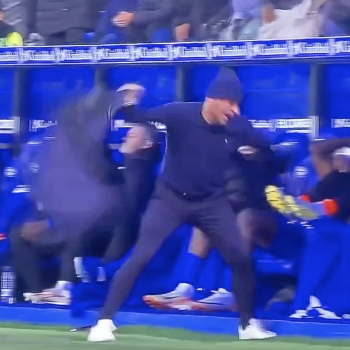Alaves manager freak out