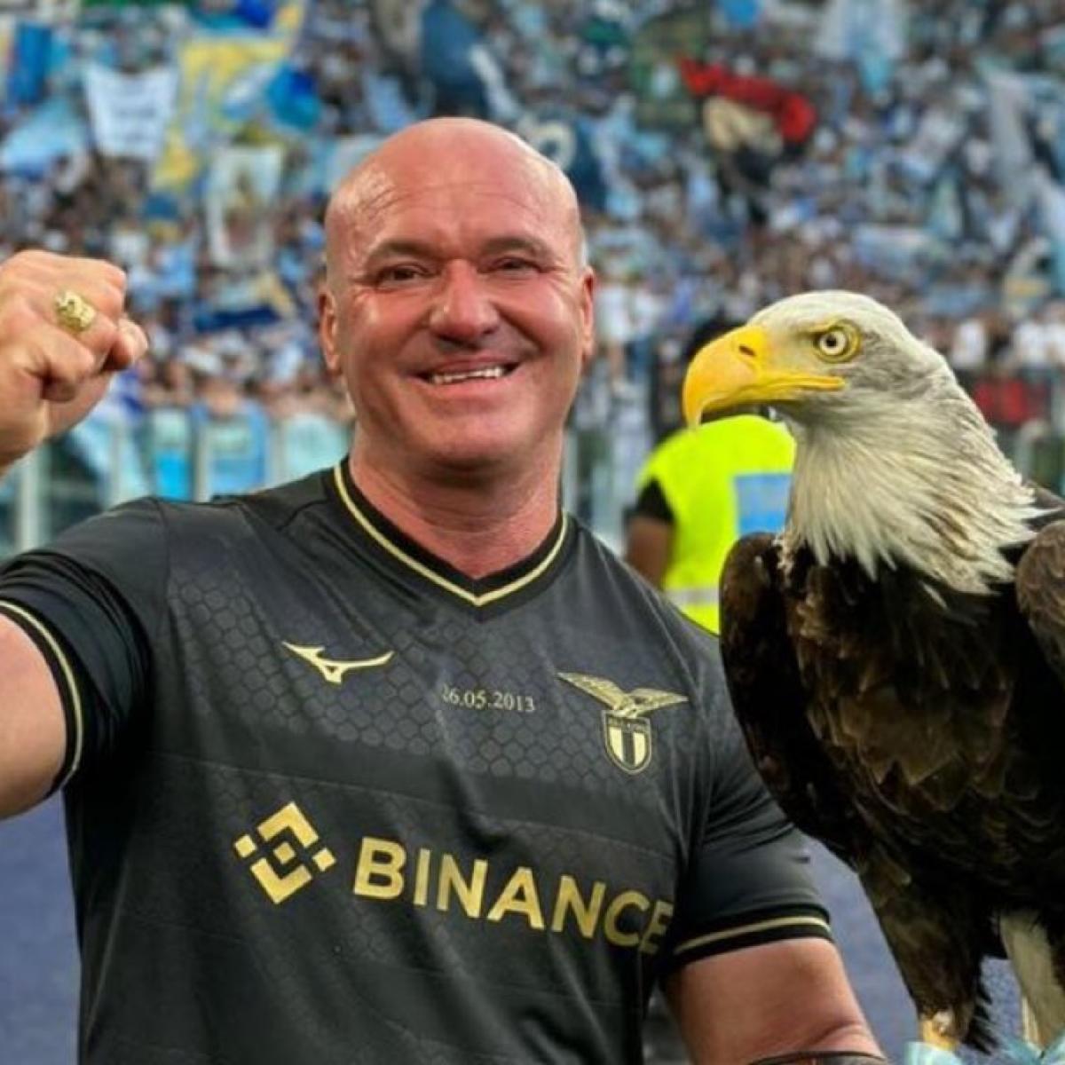Lazio falconer