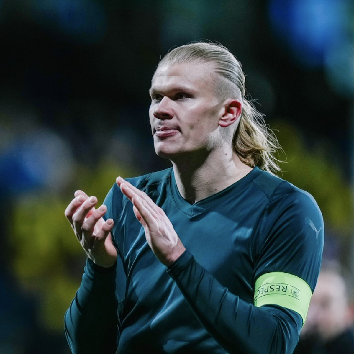 Man City players pay back fans