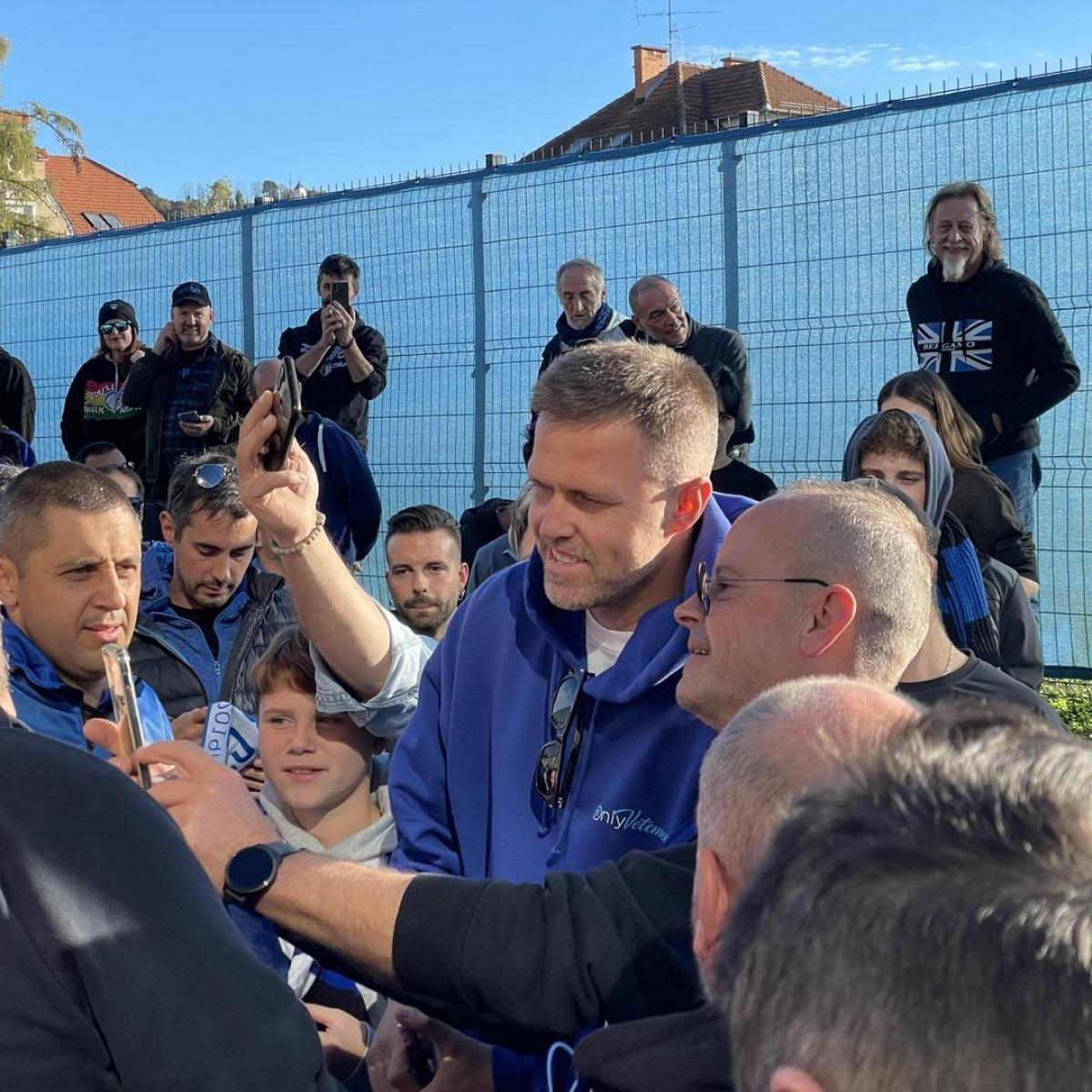 Atalanta fans visit Ilicic