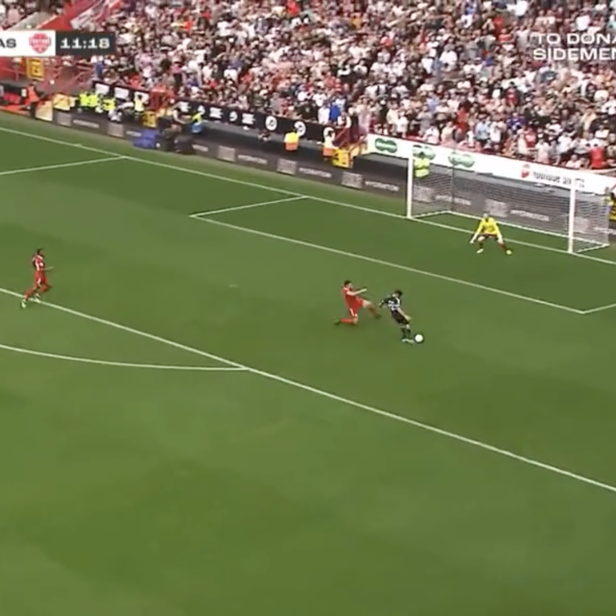 Vikkstar123 scores a stunner in Sidemen Charity Match