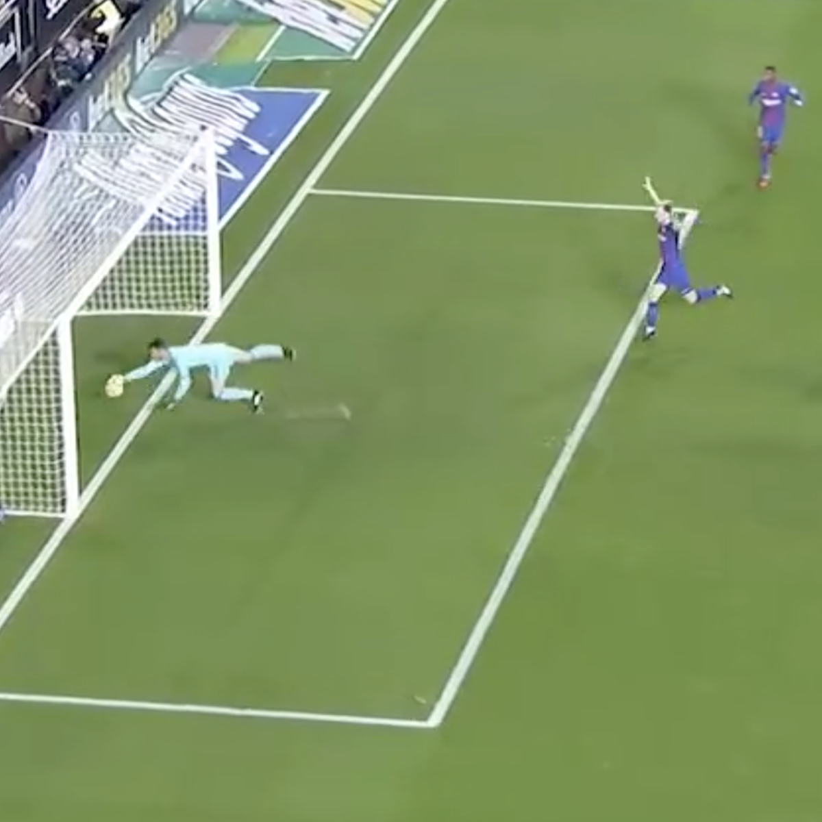 Messi Disallowed Goal vs Valencia 