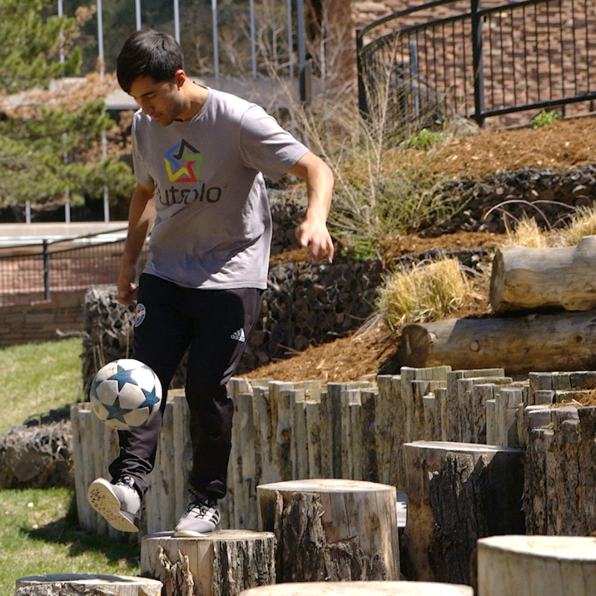 Santi Velez uses his freestyle skills to combine soccer and parkour