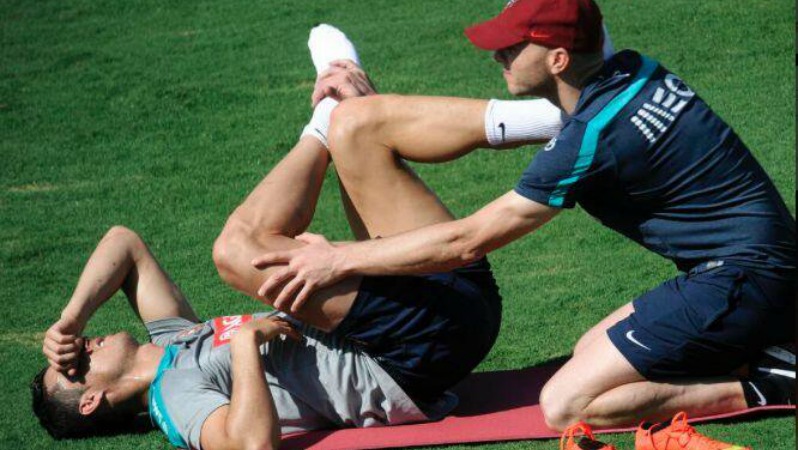 Get In Amazing Shape: Ronaldo's Stretching Routine