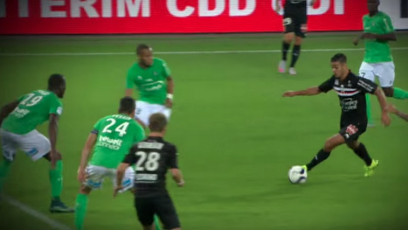 Hatem Ben Arfa scores unreal solo goal