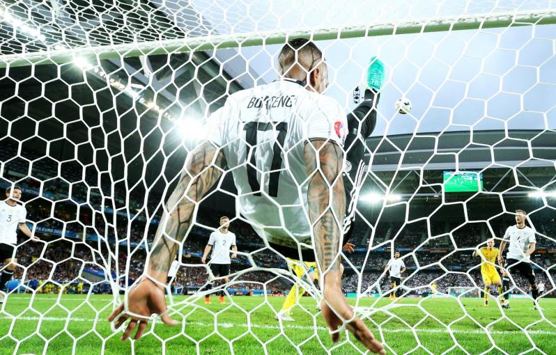 Jerome Boateng most athletic goal line clearance of the year
