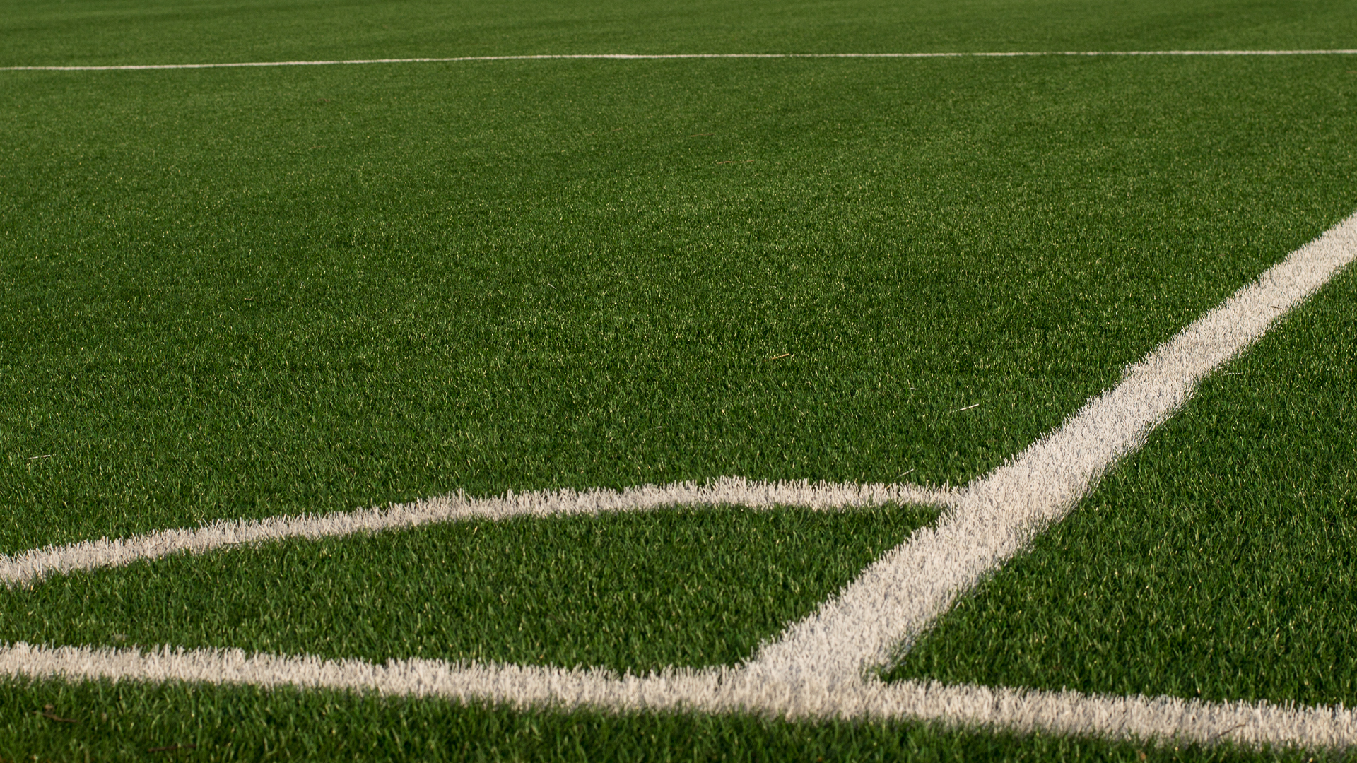 why-are-football-pitches-different-sizes